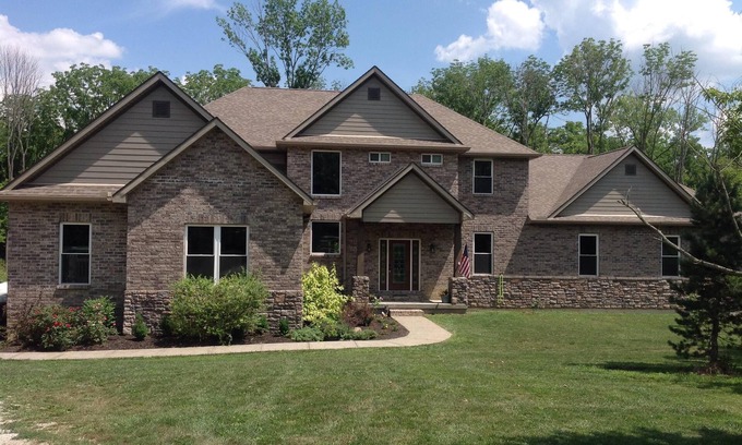 Springboro House | Peaceful Country Home for Big Families