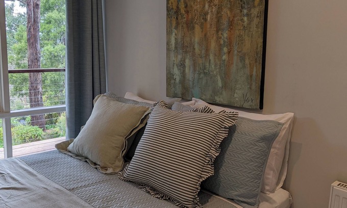 Cockatoo House | Peaceful country house -