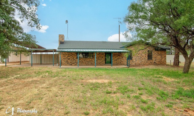 Colorado City Other | Peaceful Country Getaway with Hot Tub & Fresh Baked Treats.