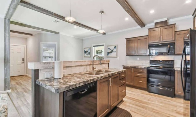 Dade City House | 🌴 Peaceful Dade City Retreat | Relax, Unwind & Enjoy Resort Style Amenities!