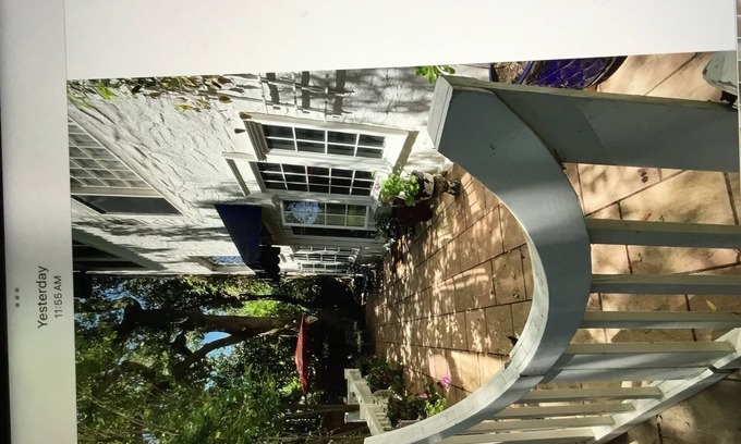 San Anselmo Apartment | Peaceful Doll House