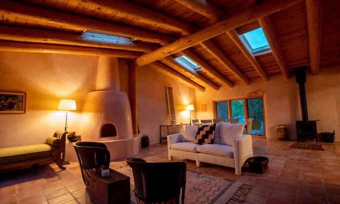 Canones House | Peaceful family/group home with private attached treehouse