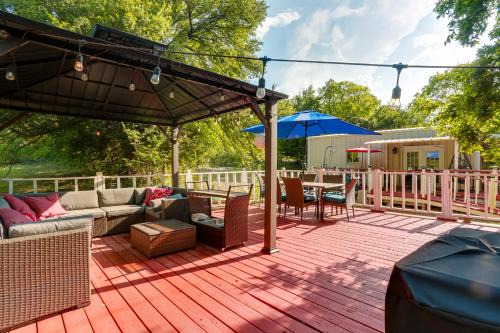 Westminster House | Peaceful Farm Retreat with Walking Trails On-Site!