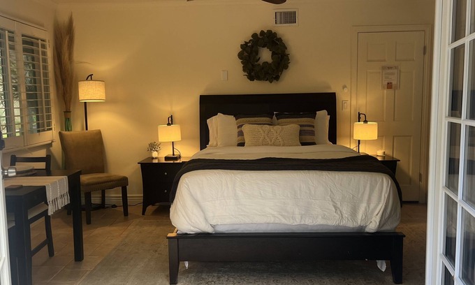 Santa Barbara Apartment | Peaceful Garden Studio For Low-Key Guests - All Pets Welcome!