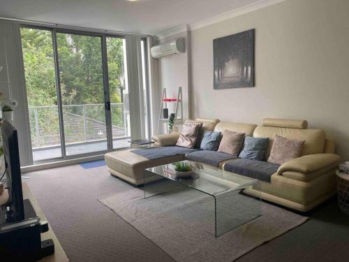 Waitara Apartment | Peaceful getaway from the city