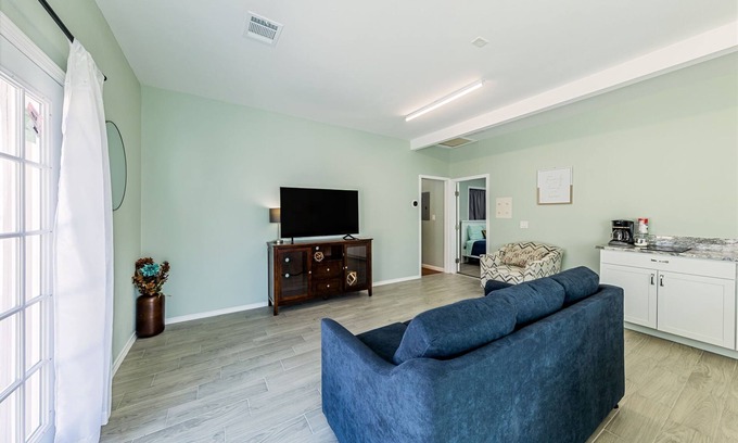 Hutto House | Peaceful Harvest Home in Hutto