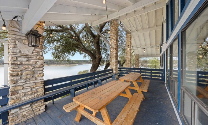 Leon Junction House | Peaceful Lake Front Home Sleeps 12