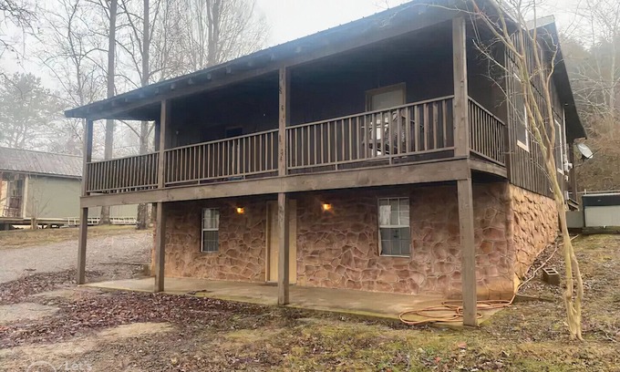Kelso Cabin | Peaceful Lakeside Cabin