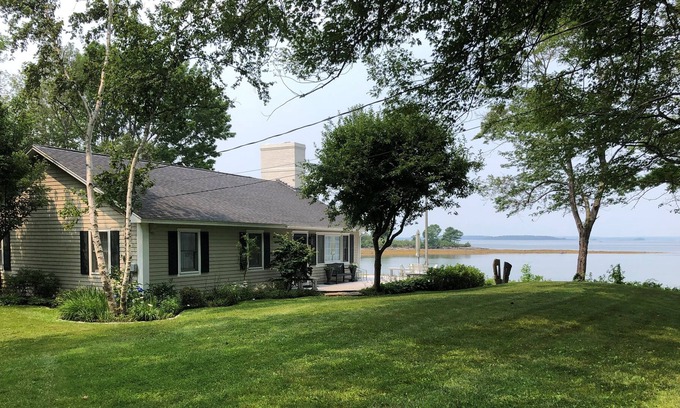 Mid-Coast and Islands Cottage | Peaceful Maine Cottage on a quiet Cove in Harpswell