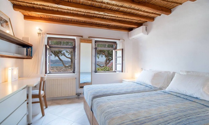 Glisidia Villa | Peaceful Marble Artist's Villa with Private Pool and wonderful Sunset Views