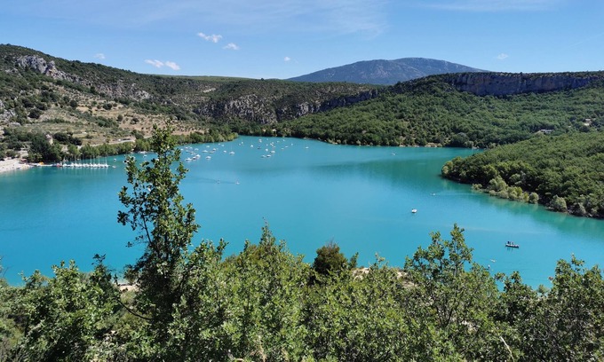 Cheval-Blanc House | Peaceful Mas Provencal 'Mas du Sucre' w Large Pool