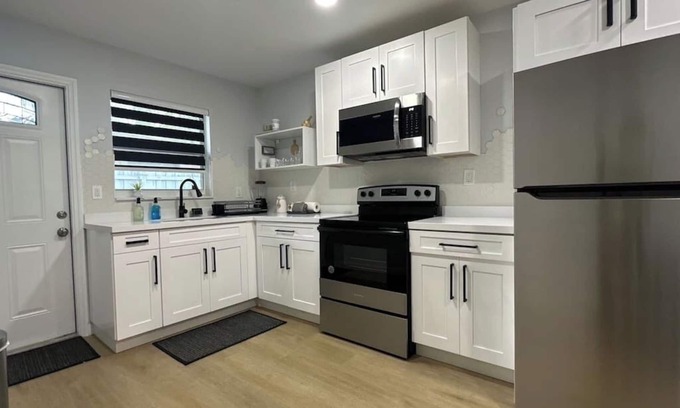 River Oaks Apartment | Peaceful, near FLL airport (U-3)