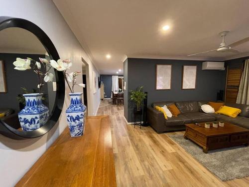 North Lakes House | Peaceful North Lakes Haven w A Touch of Zen