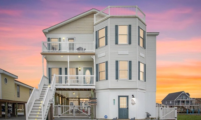 Tuckerton Beach House | Peaceful Oasis in Tuckerton