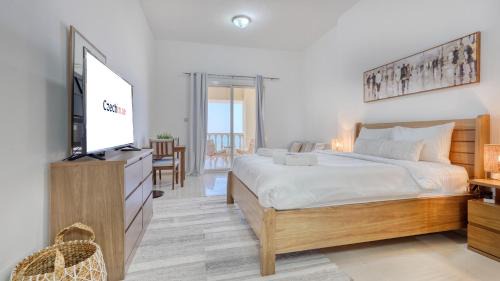 Al Hamra Village Apartment | Peaceful Paradise - Modern Studio - Sea Views