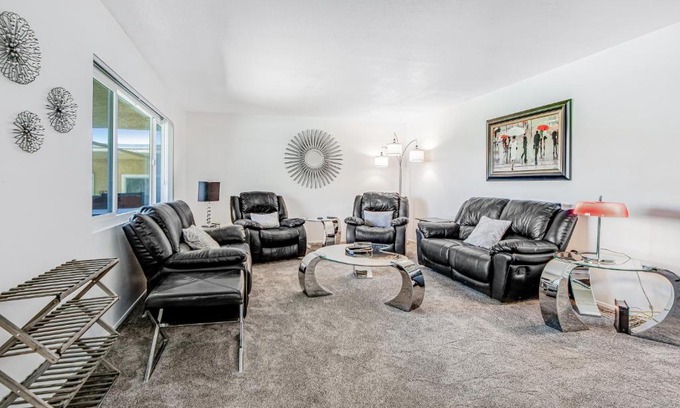 Palm Springs Apartment | Peaceful Paradise on Palm Canyon Drive Permit# 4852