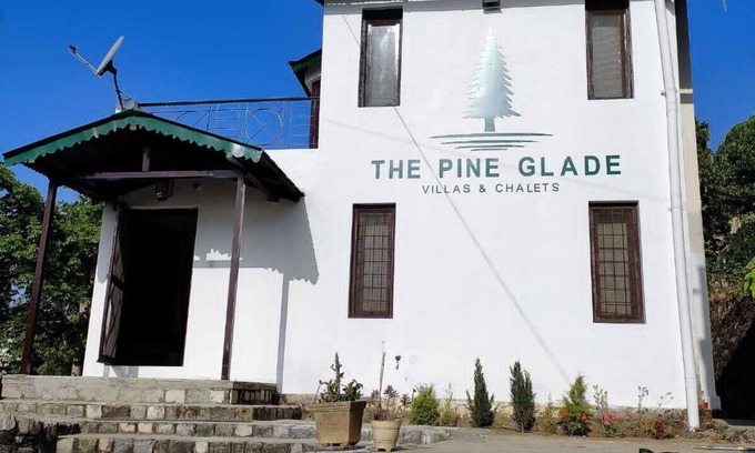 Bhagtpura Cottage | Peaceful Pine Glade Cottage with fireplaces, lawn, & WiFi - near Bhimtal