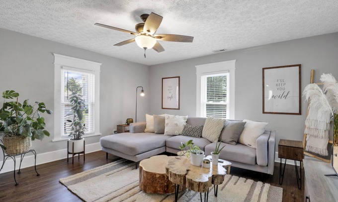 Baltimore House | Peaceful + Private Home | Full Kitchen | Sleeps 4