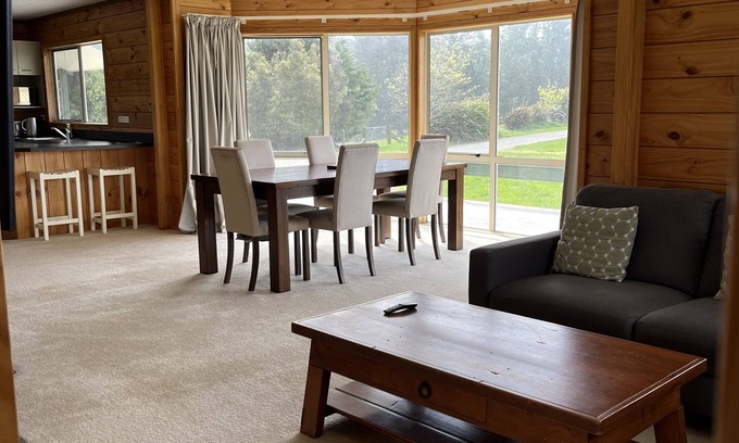 Pongaroa House | Peaceful Rural Farmhouse with beautiful farmland views