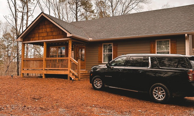 East Ellijay Cabin | Peaceful & Serene Cabin in the North Georgia Mountains!