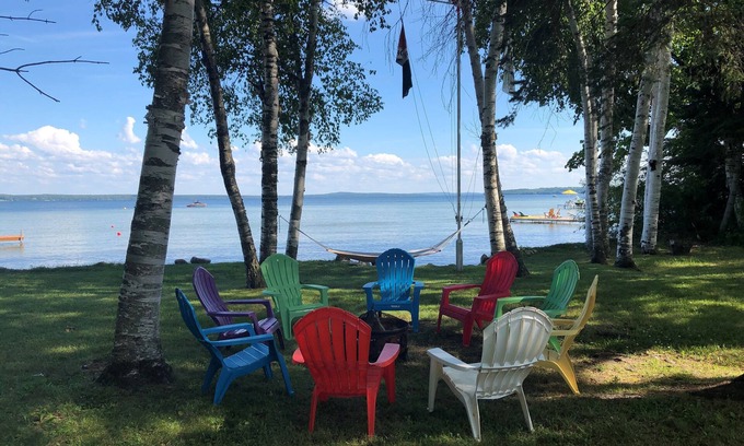 Brutus Cottage | Peaceful setting on northwest shore of Burt Lake - sleeps 12