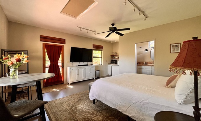 Madera Reserve Apartment | Peaceful Southwestern Stand Alone Casita