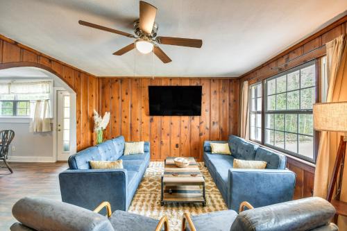 East Tallassee House | Peaceful Tallassee Cottage on 2 Acres!