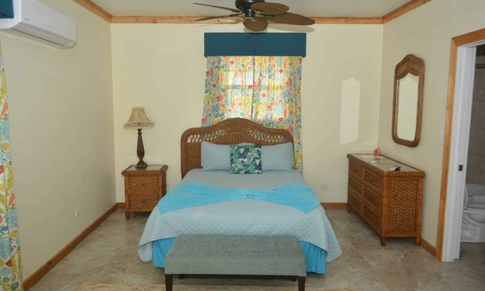 Rolleville Villa | Peach Seaview