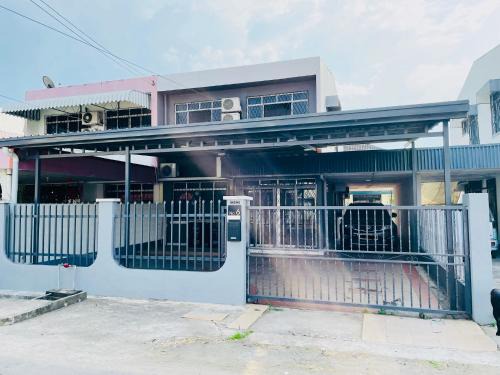 Penampang House | Peach Villa @ Putatan
