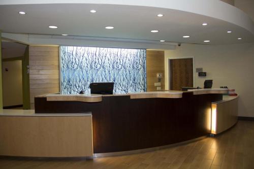 Watervliet Hotel | Peachtree Inn & Suites