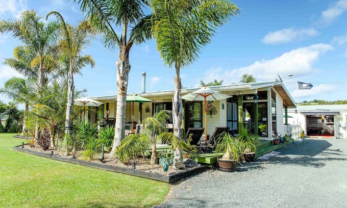 Ngunguru House | Peacock Lodge in Ngunguru