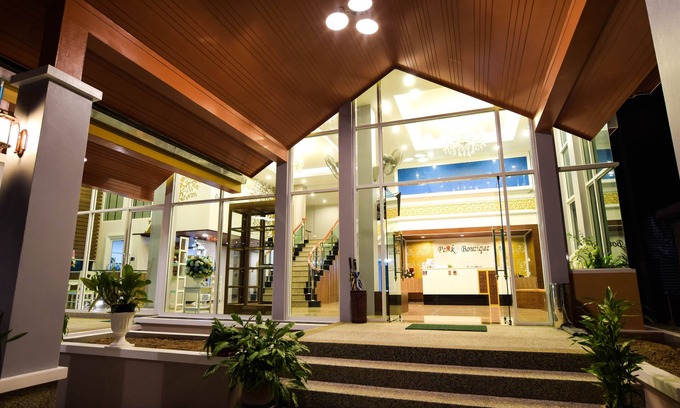 Downtown Krabi Hotel | Peak Boutique City Hotel