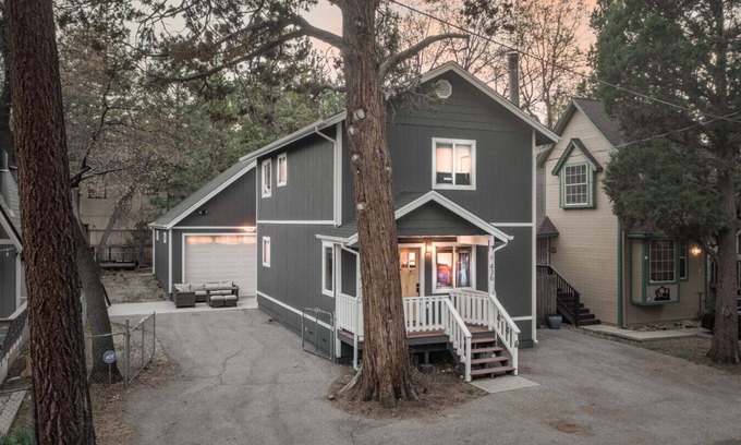 Sugarloaf Cabin | Peak Pursuit|Jacuzzi, Sauna, Lrg Game Room, NEW!