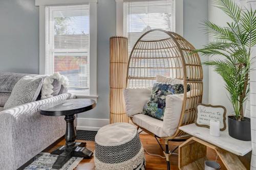 Colorado Springs House | Peaks & Chic Luxe Hot Tub Escape