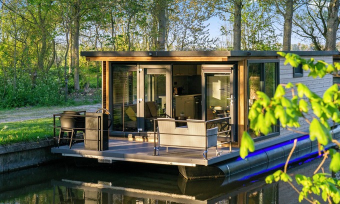 Weidum Hotel | Pean-buiten Weidum