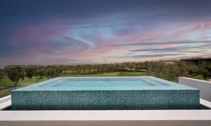 New Cairo Villa | Pearl Penthouse I 5BR, Rooftop Jacuzzi, Escalator