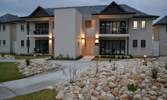 Paarl Apartment | Pearl Valley Golf Estate, Suite 504 - Golf Safari SA