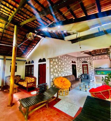 Udawalawa House | Pearl White House