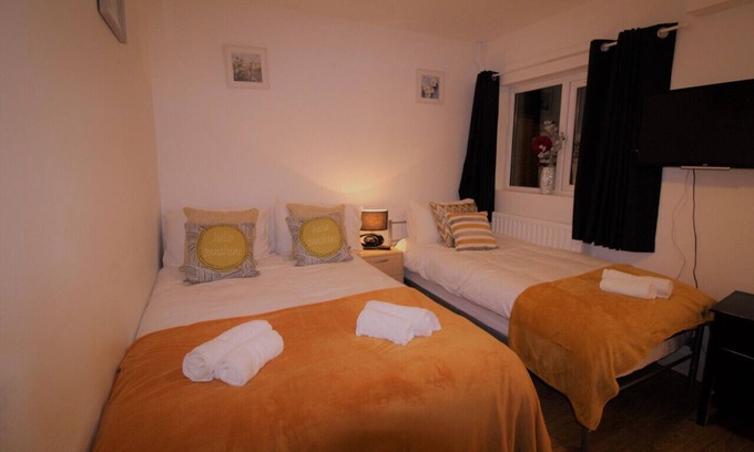 Derby House | PearTree House - Derby