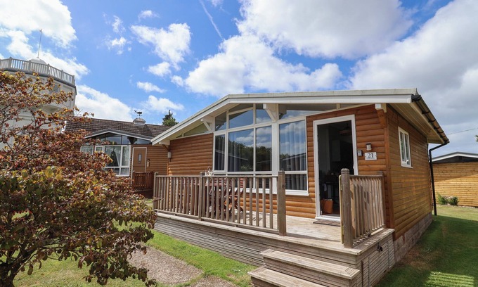 Seaton Cottage | Pebble Beach Chalet