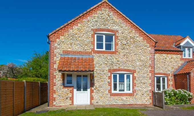 Little Walsingham Cottage | Pebble Cottage