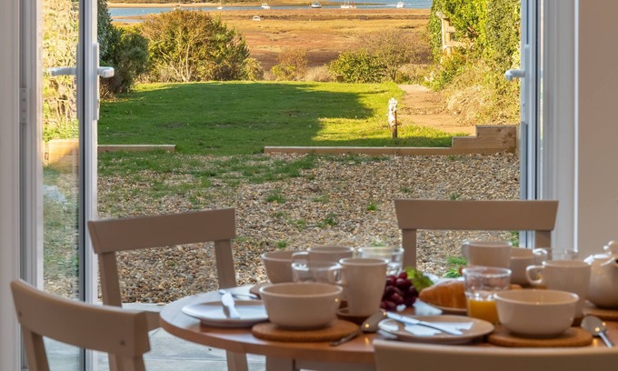 Brancaster Staithe Cottage | Pebble Cottage, Brancaster Staithe, Norfolk