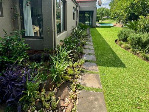 Hartbeespoort House | Pecanwood Paradise