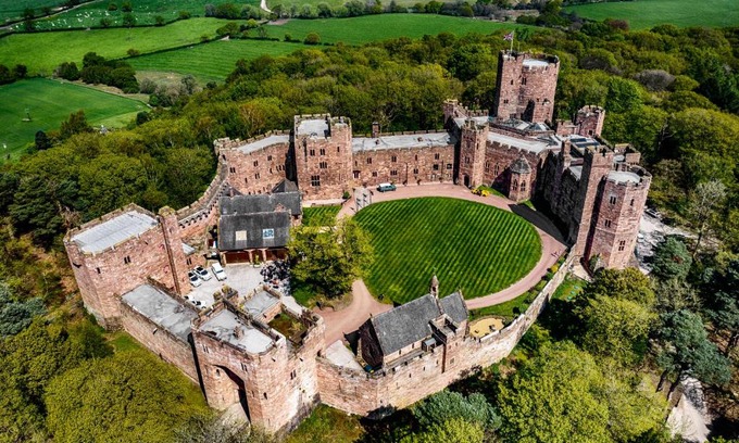 Tarporley Hotel | Peckforton Castle