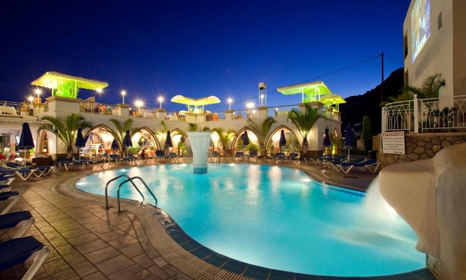 Pefkos Hotel | Pefkos Beach Studios & Apartments