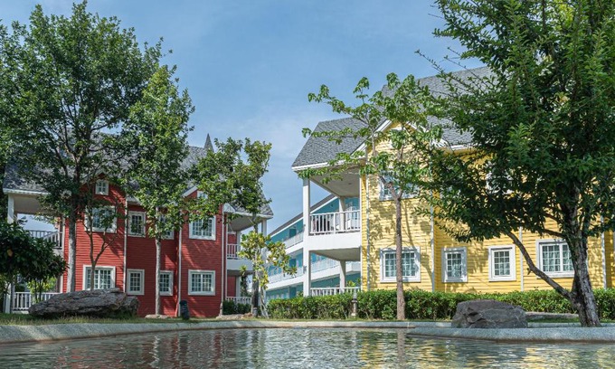 Sanamchai Resort | Peggy's Cove Resort