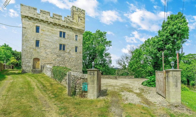Whittingham Cottage | Pele Tower - UK49338