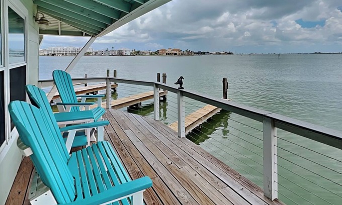 Key Allegro Condo | Pelican B'Reef | Serene Waterfront Condo + Access to Pool & Dock