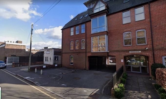 Newbury Apartment | Pelican House 12 exclusive contemporary development (12PEL)