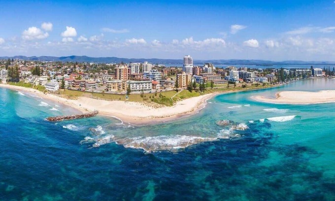 Chittaway Point House | Pelican House-Heated Pool-Kayaks-Boat Ramp